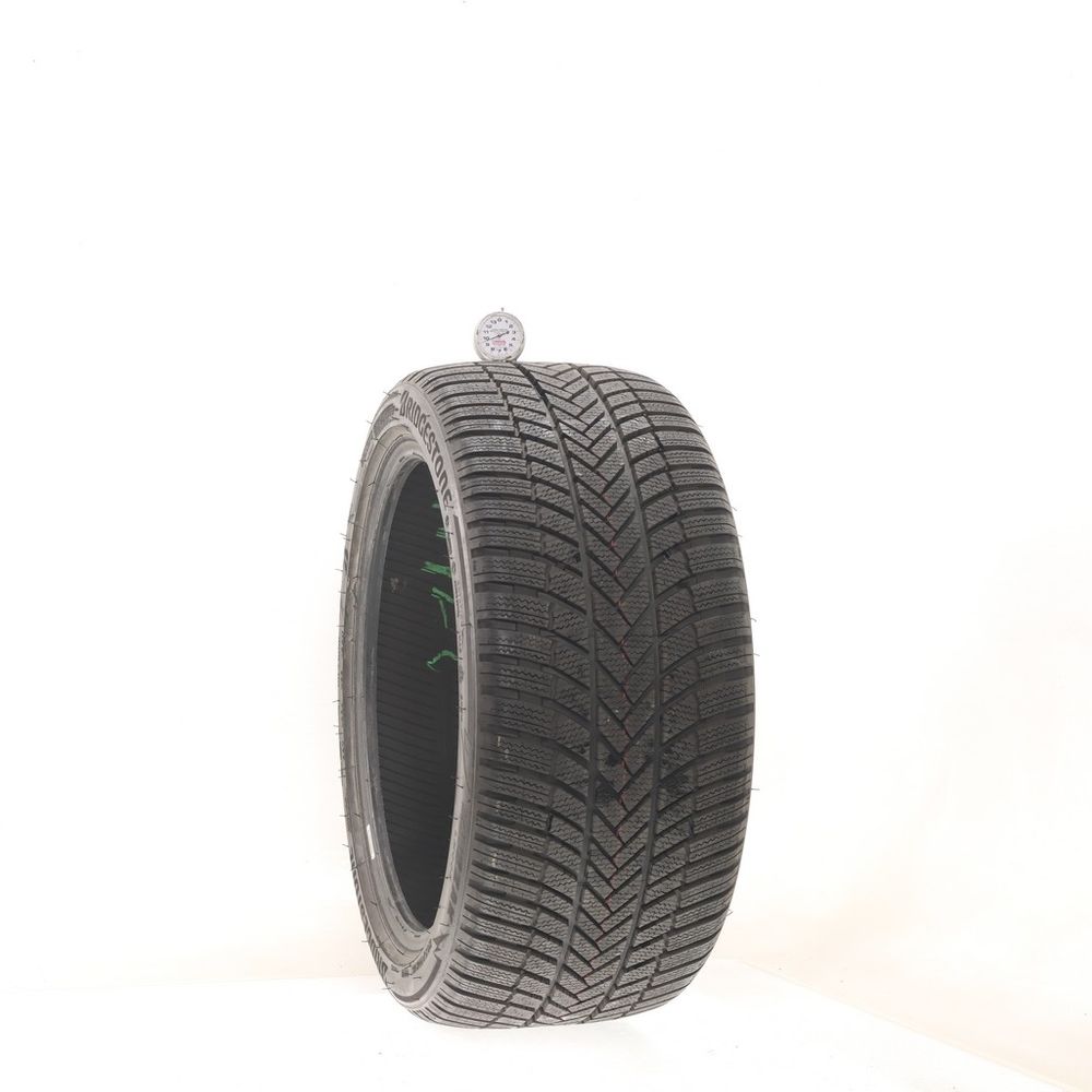 Used 255/40R18 Bridgestone Blizzak LM-005 99V - 9.5/32 - Image 1