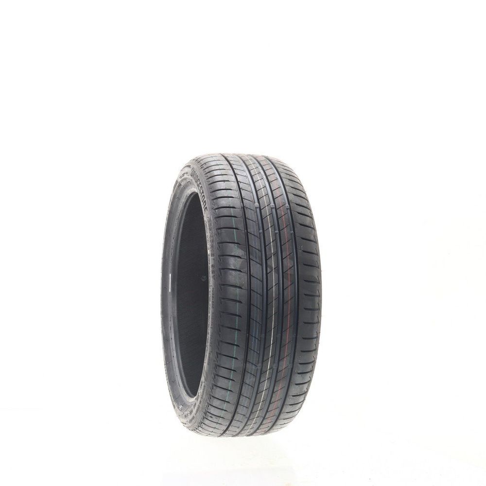 New 225/40R18 Bridgestone Turanza T005 92Y - Image 1