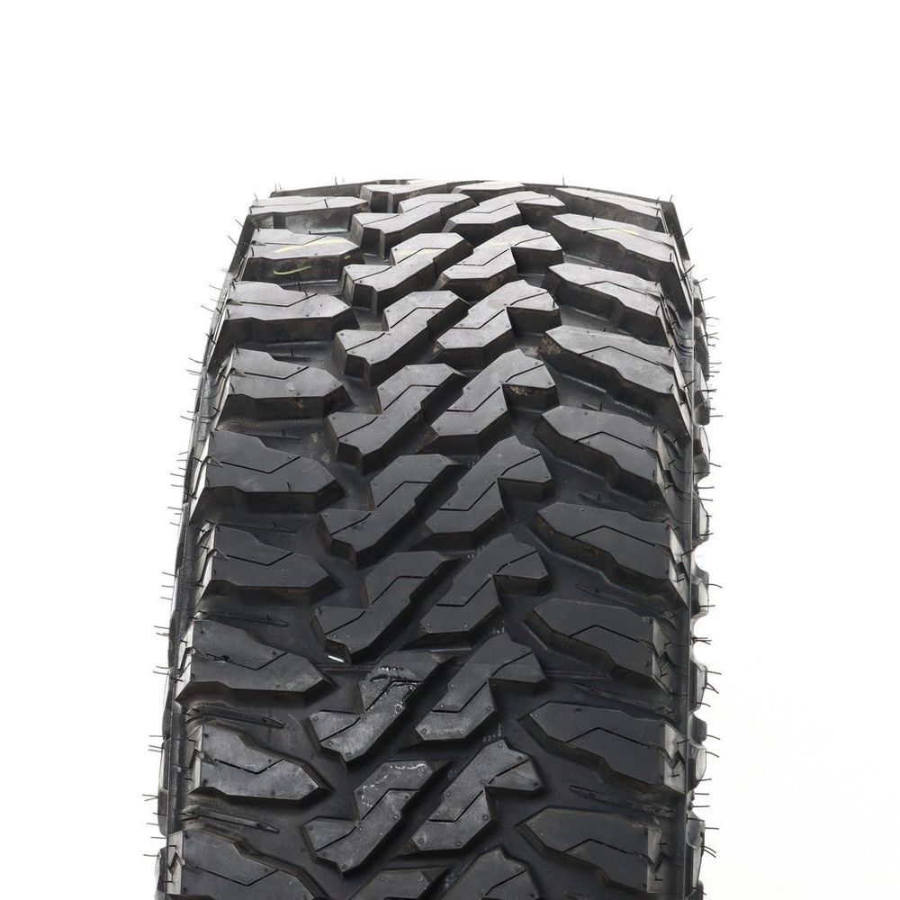 New LT 295/70R17 Yokohama Geolandar M/T G003 121/118Q E - Image 2