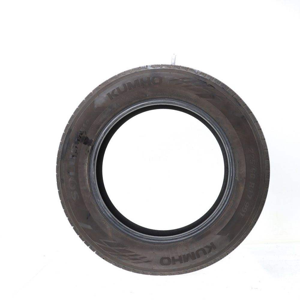 Set of (2) Used 225/60R17 Kumho Solus TA51a 99T - 8.5-9/32 - Image 3