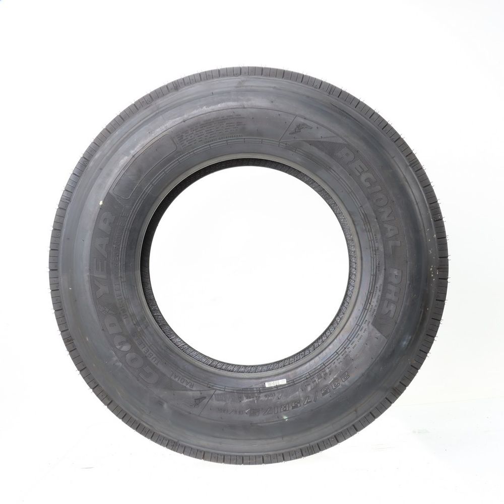 New 235/75R17.5 Goodyear Regional RHS 132/130L - Image 3