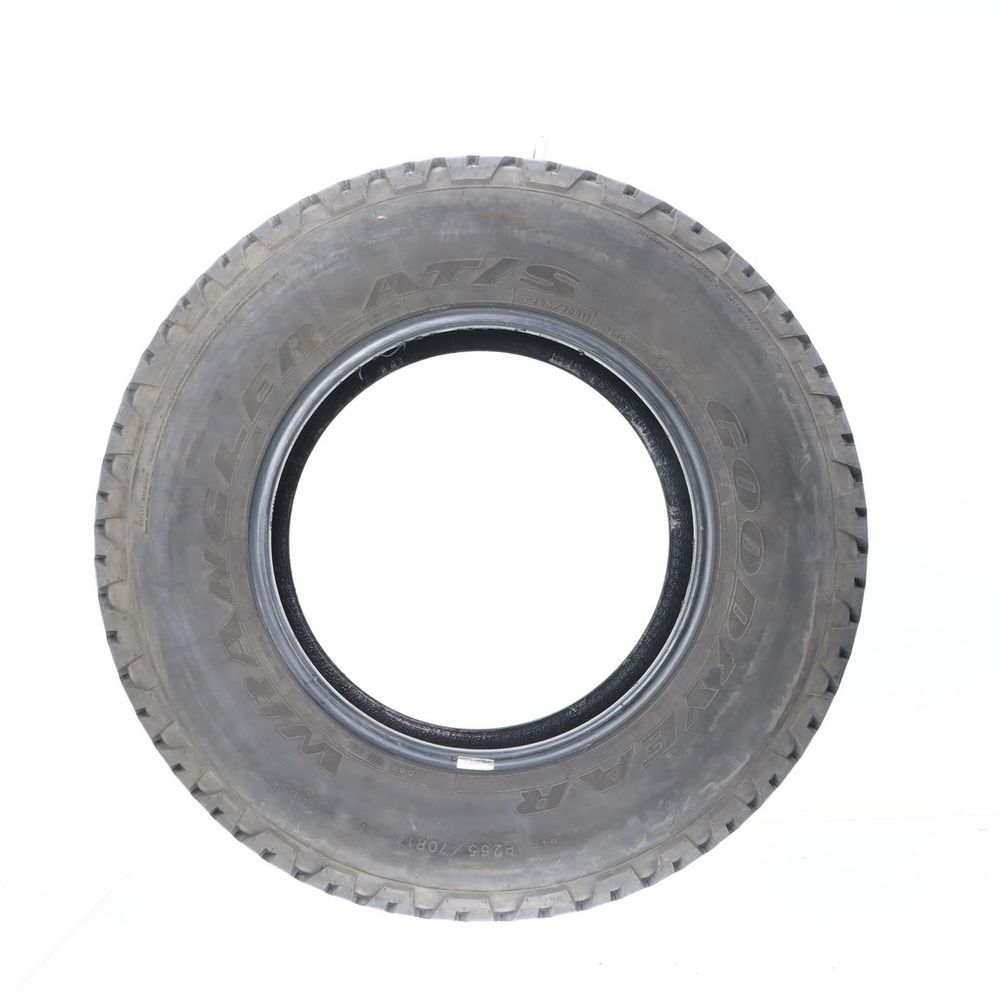 Used 265/70R17 Goodyear Wrangler AT/S 113S - 10.5/32 - Image 3