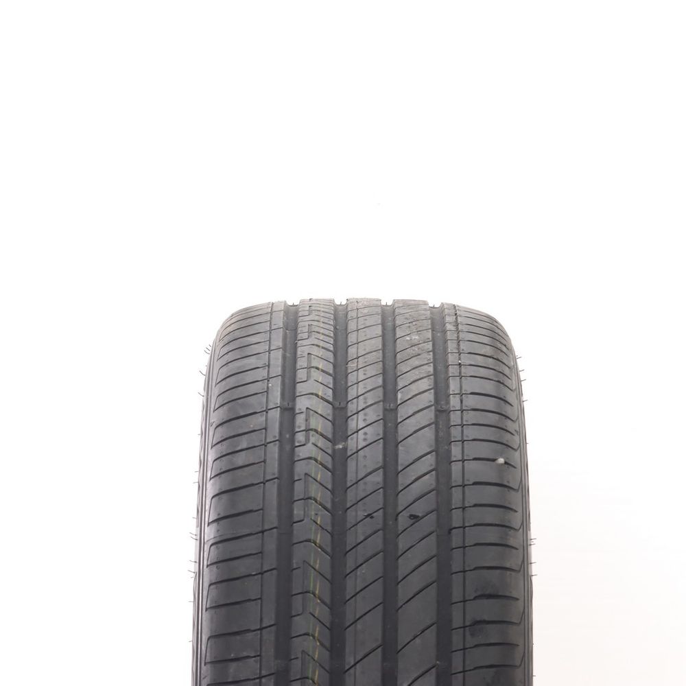 New 255/45ZR19 Kumho Majesty 9 Solus TA91 104W - Image 2