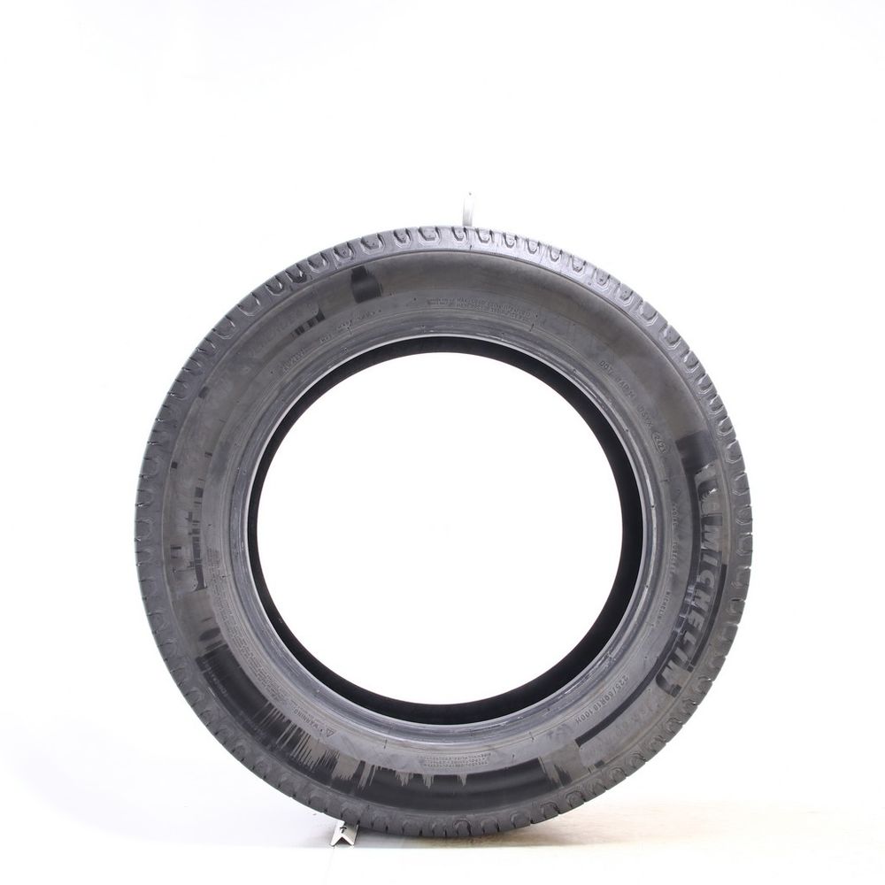 Set of (4) Used 225/60R18 Michelin Defender 2 100H - 8-9.5/32 - Image 3