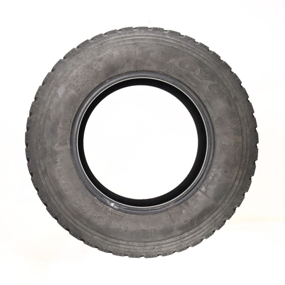Used LT 265/70R17 Toyo M-55 121/118Q E - 7.5/32 - Image 3