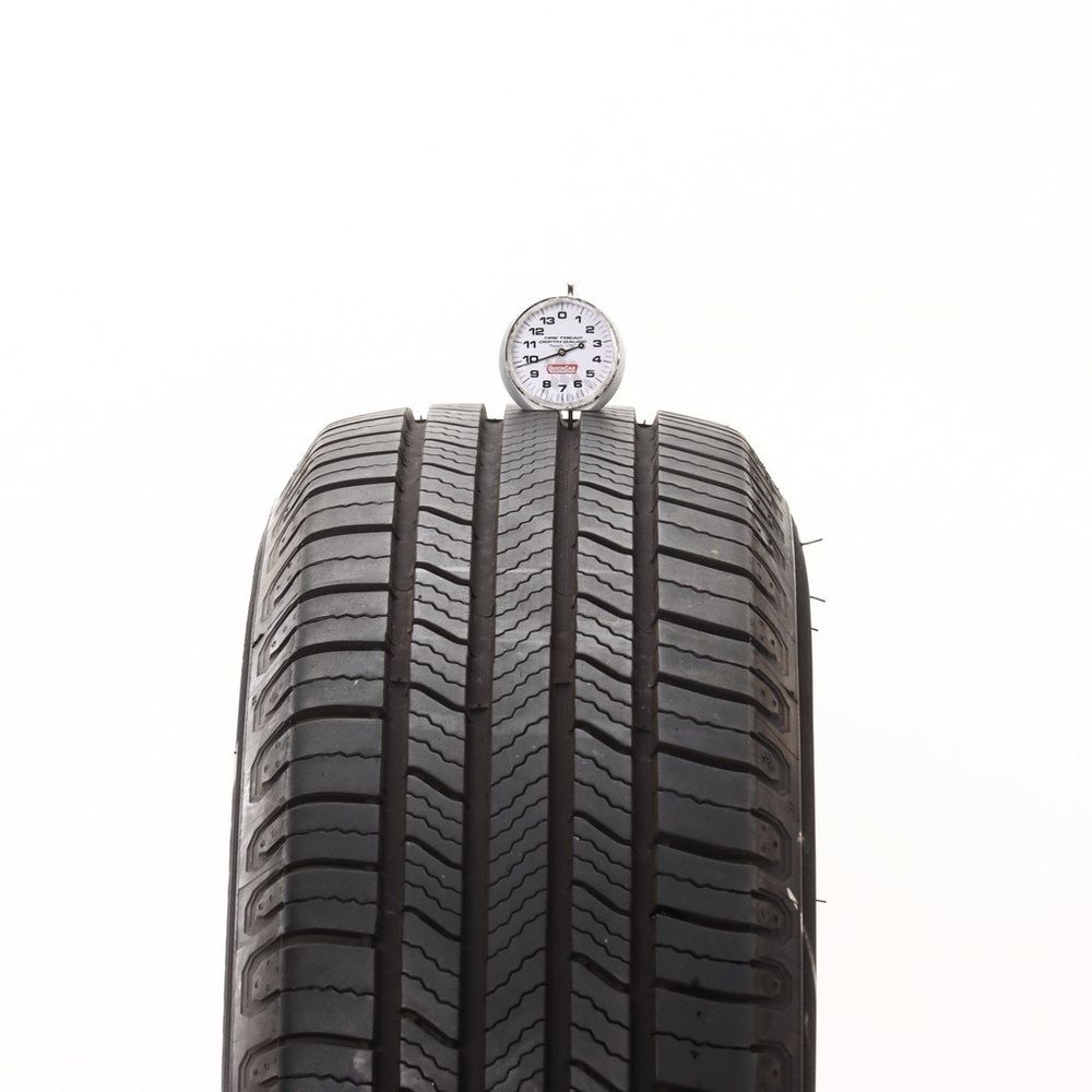 Set of (2) Used 215/65R16 Michelin Defender 2 98H - 9.5-10/32 - Image 2