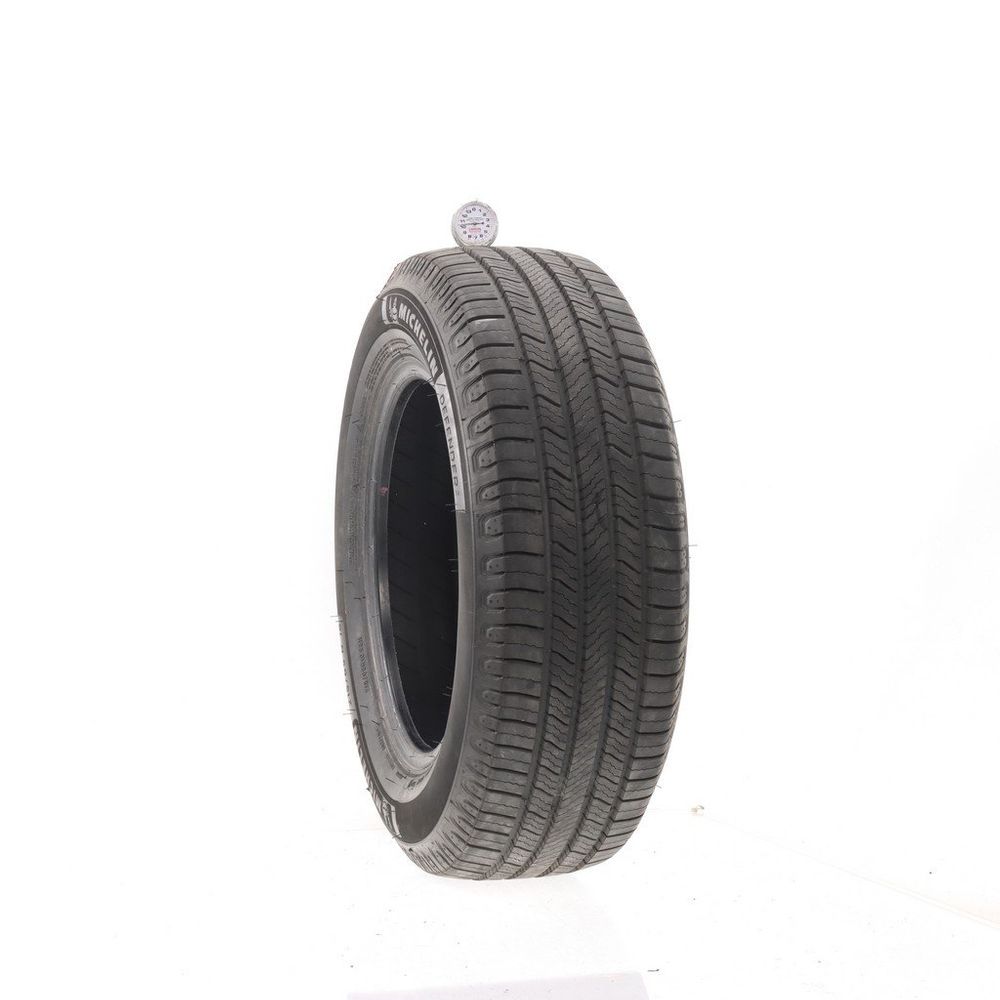 Set of (2) Used 215/65R16 Michelin Defender 2 98H - 9.5-10/32 - Image 4