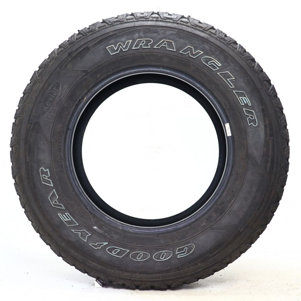 Used LT 275/70R18 Goodyear Wrangler All-Terrain Adventure Kevlar 125/122S - 10/32 - Image 3