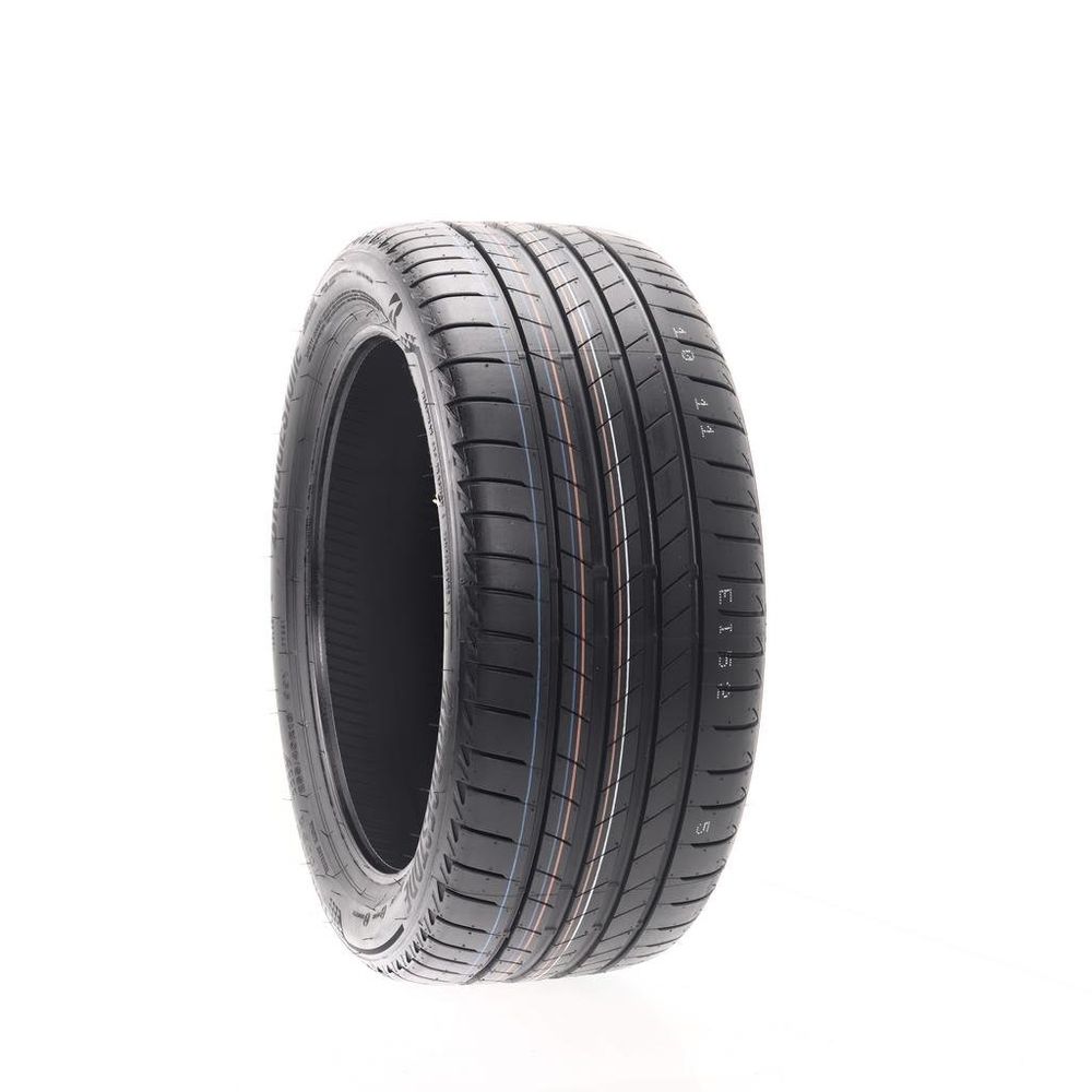 New 255/40R18 Bridgestone Turanza T005 99Y - Image 1