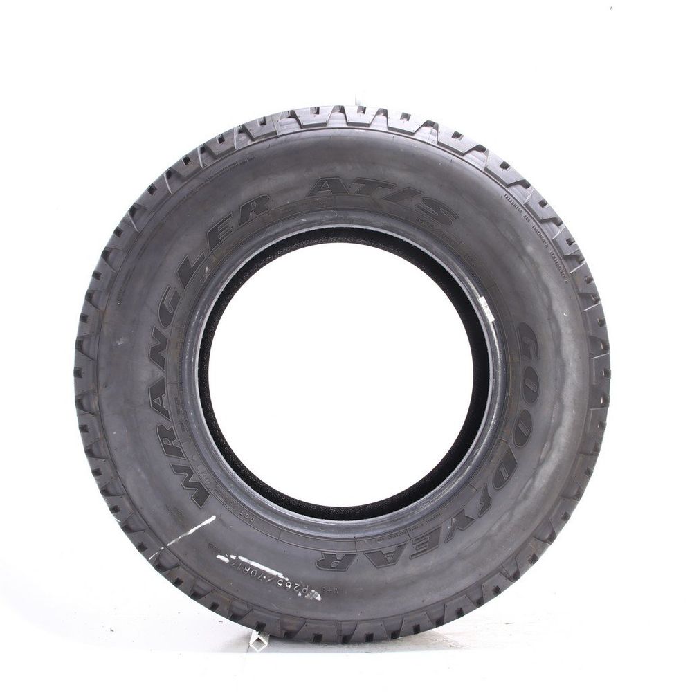 Used 265/70R17 Goodyear Wrangler AT/S 113S - 12.5/32 - Image 3