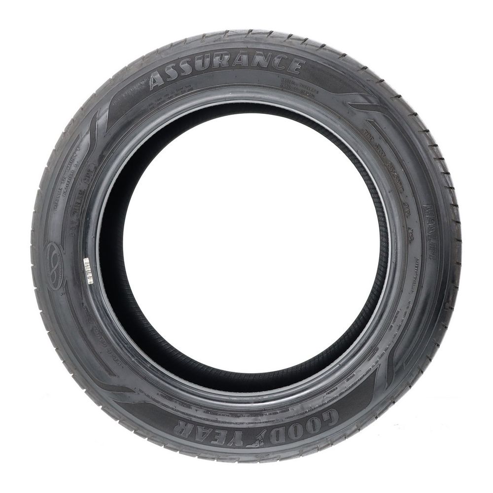 Set of (2) Used 215/55R17 Goodyear Assurance 94V - 6.5/32 - Image 3