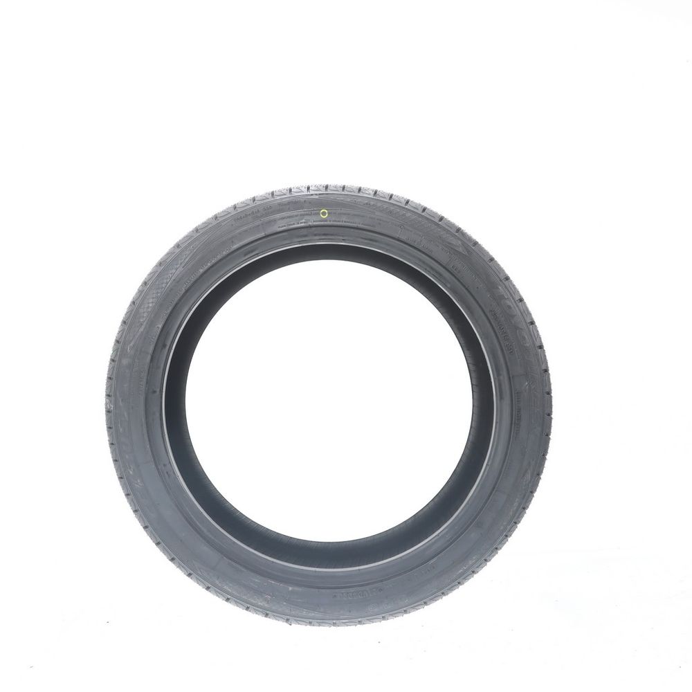 New 235/40R18 Toyo Celsius II 95V - Image 3