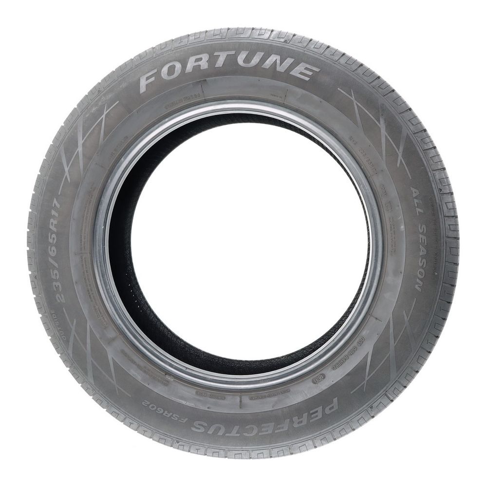 Used 235/65R17 Fortune Perfectus FSR602 108V - 5/32 - Image 3