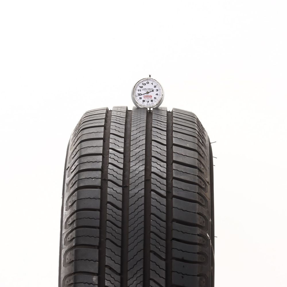 Set of (2) Used 215/65R16 Michelin Defender 2 98H - 8.5-9.5/32 - Image 5