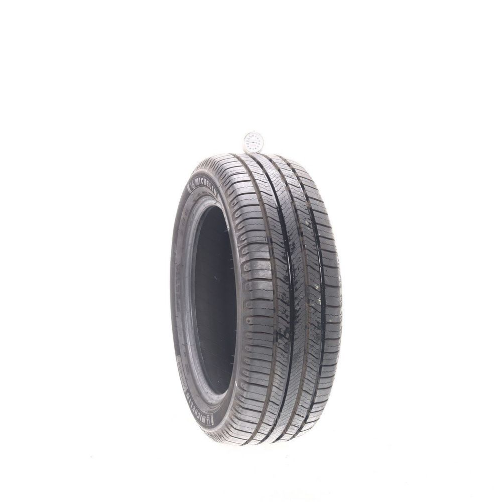 Used 215/55R17 Michelin Defender 2 98V - 10.5/32 - Image 1