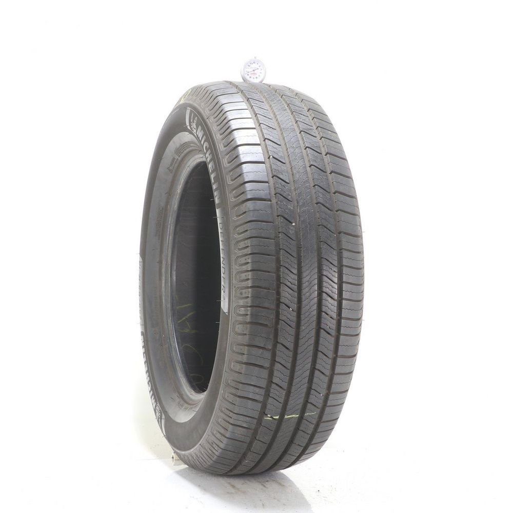 Set of (2) Used 255/65R18 Michelin Defender 2 111H - 9.5/32 - Image 1