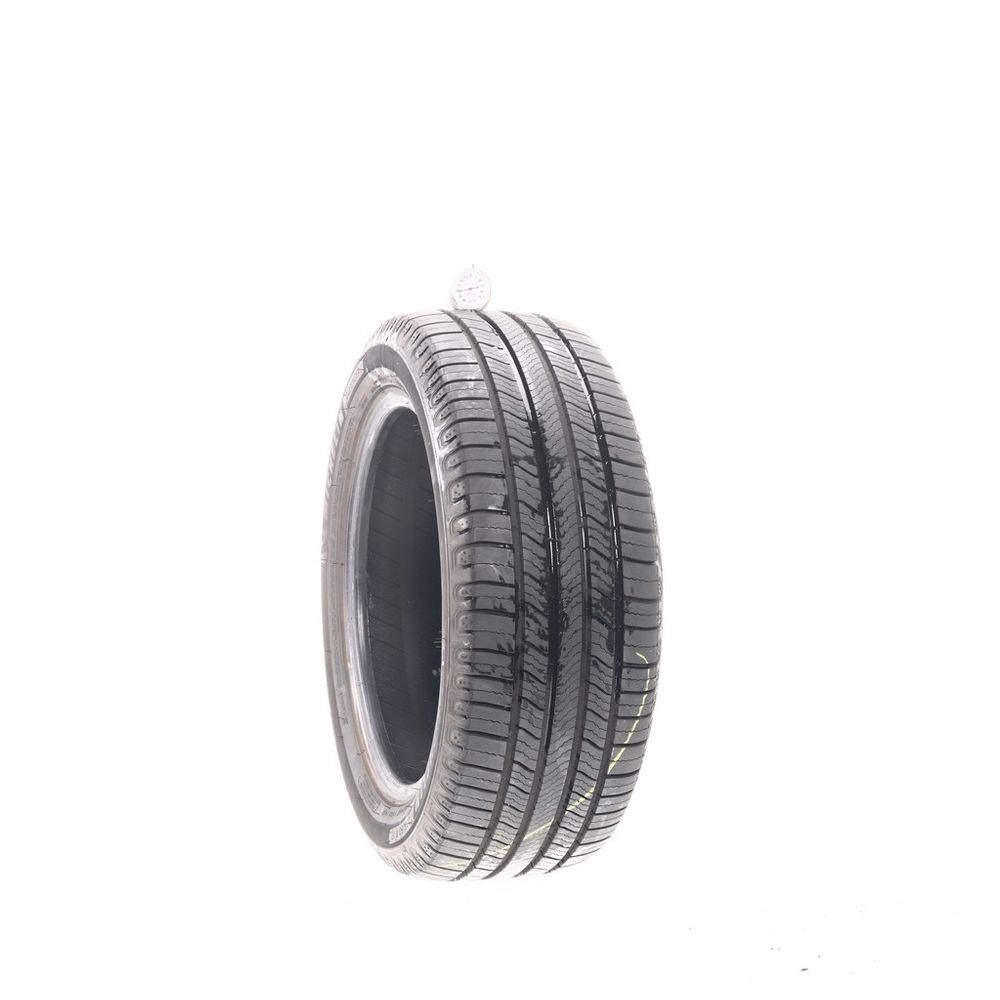 Set of (2) Used 225/50R17 Michelin Defender 2 98H - 9-10/32 - Image 4