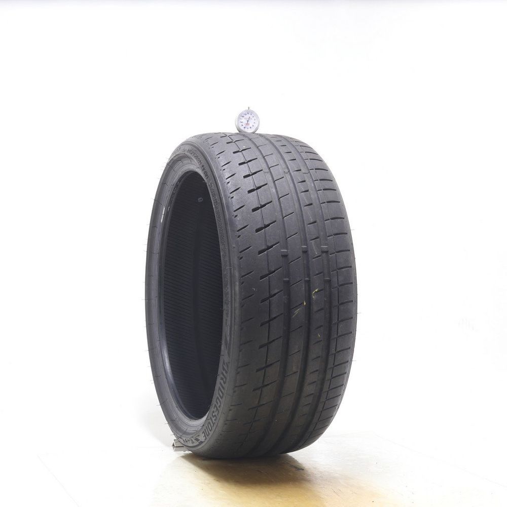 Set of (2) Used 245/35ZR20 Bridgestone Potenza S007 95Y - 7.5-8/32 - Image 1