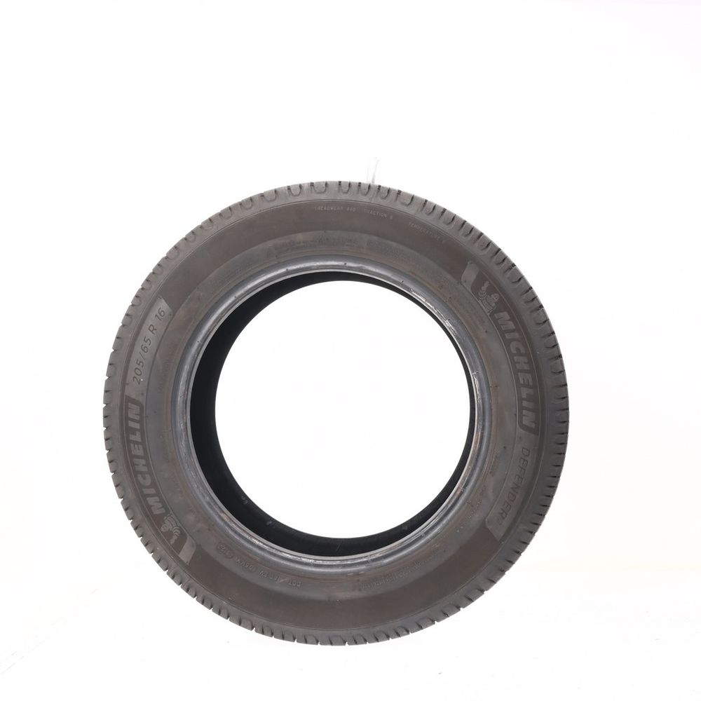 Set of (2) Used 205/65R16 Michelin Defender 2 95H - 9.5-10/32 - Image 3