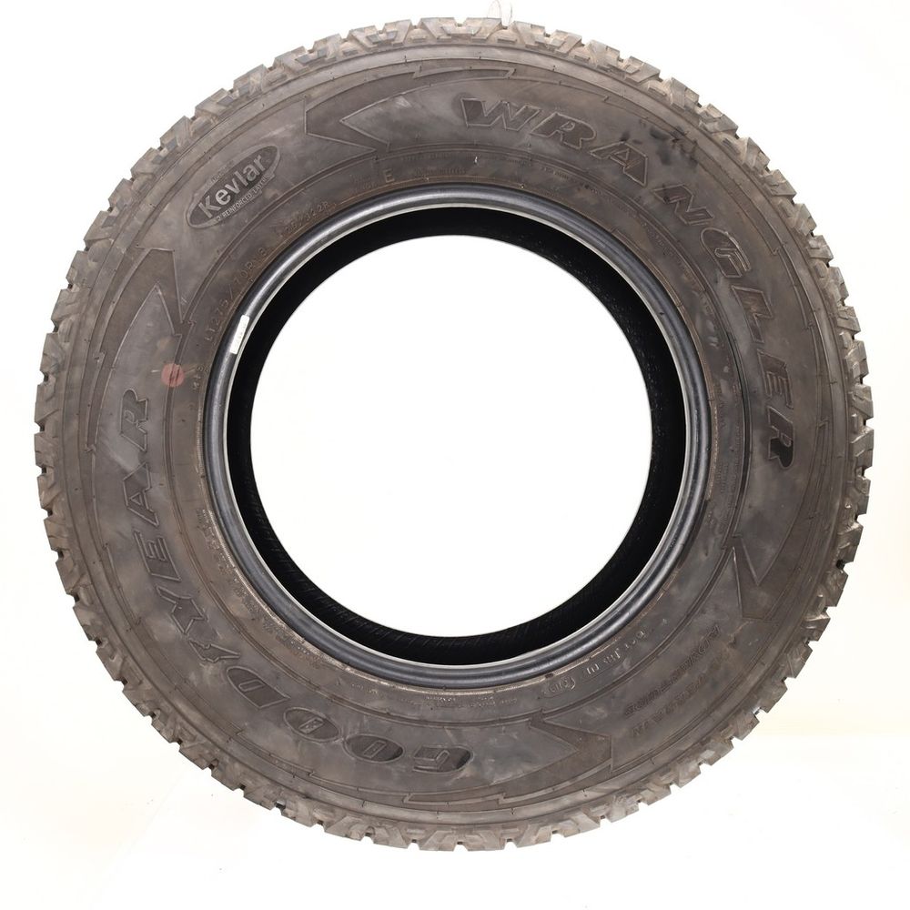 Used LT 275/70R18 Goodyear Wrangler All-Terrain Adventure Kevlar 125/122R E - 13/32 - Image 3