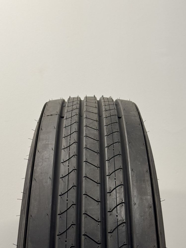New 285/75R24.5 Hankook e3 Max TL21 Long Haul 144/141L - Image 2