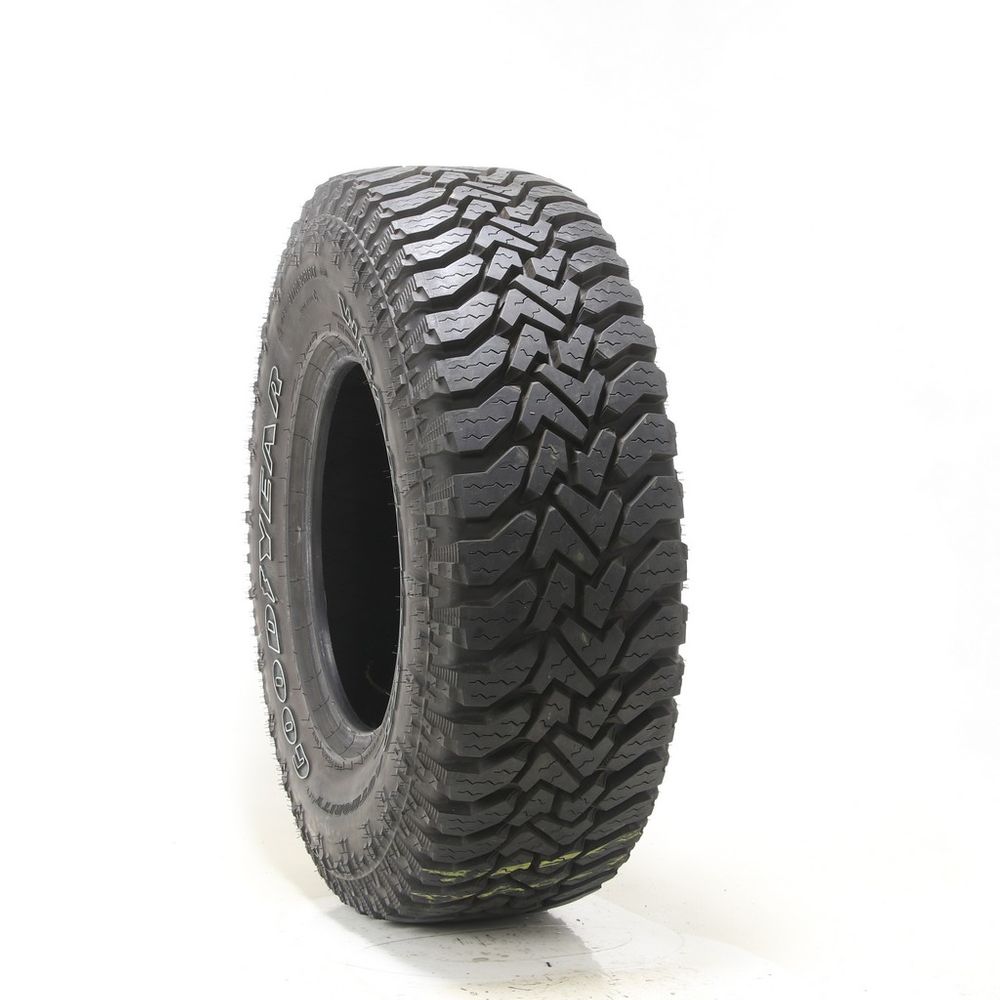 Set of (2) Used LT  Goodyear Wrangler Authority A/T 109Q -  17-18/32 | Utires