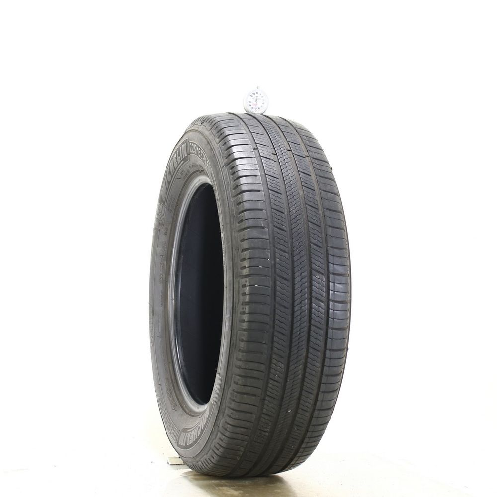Set of (2) Used 225/65R17 Michelin Premier LTX 102H - 5.5-7/32 - Image 4