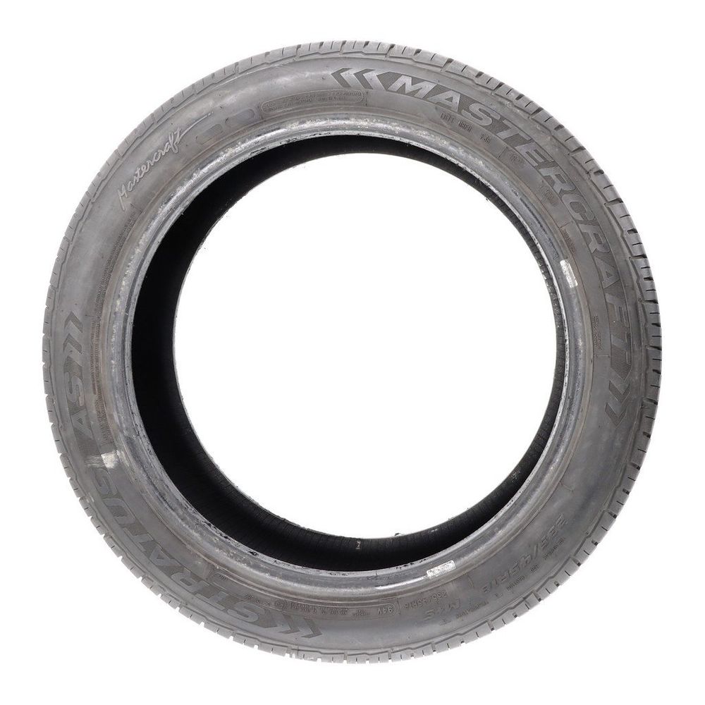 Set of (4) Used 235/45R18 Mastercraft Stratus AS 94V - 6-6.5/32 - Image 3