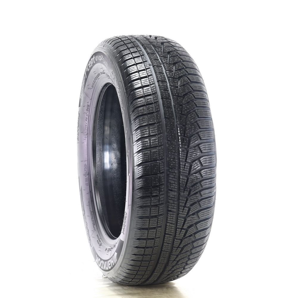Set of (2) Driven Once 235/60R18 Hankook Winter iCept evo2 SUV (W320A) 107H - 10.5/32 - Image 1