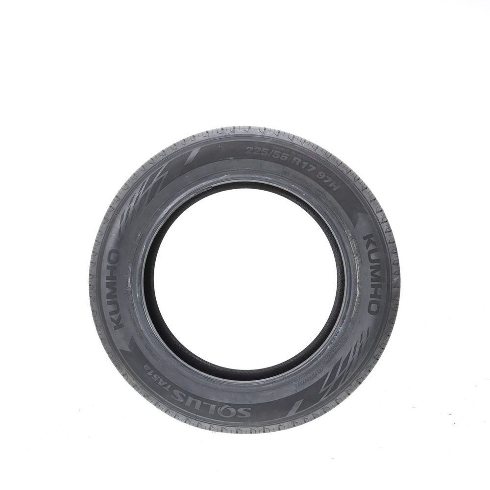 New 225/55R17 Kumho Solus TA51a 97H - Image 3