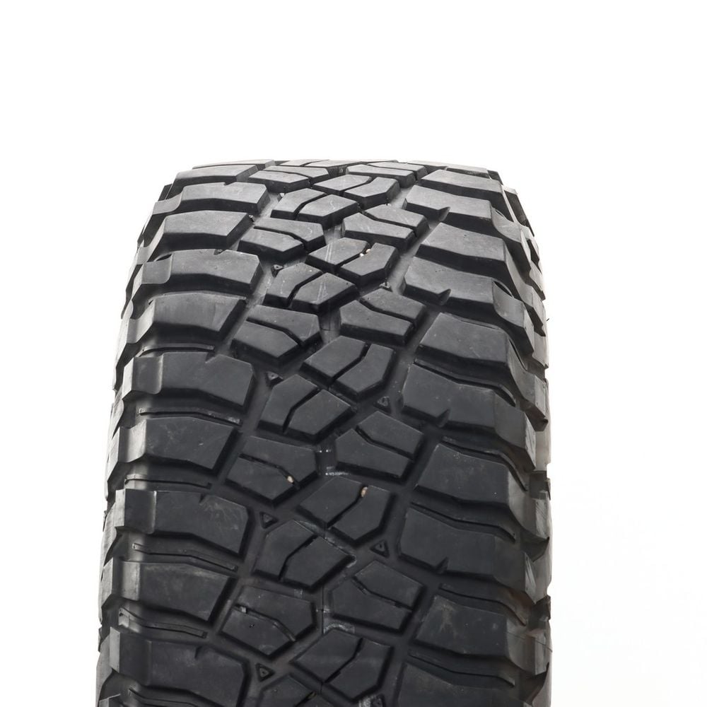 Set of (2) Used LT 285/70R17 BFGoodrich Mud-Terrain T/A KM3 121/118Q - 13.5-14/32 - Image 5
