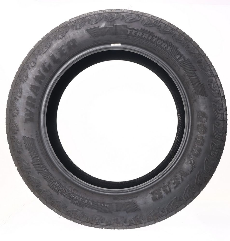 Used LT 305/55R22 Goodyear Wrangler Territory AT 122/119S E - 9.5/32 - Image 3