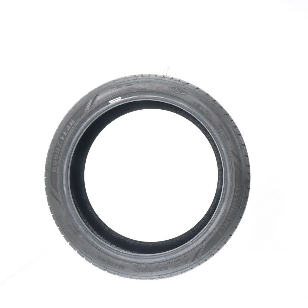 Set of (2) Used 235/40R19 Goodyear Assurance MaxLife 96V - 9/32 - Image 3