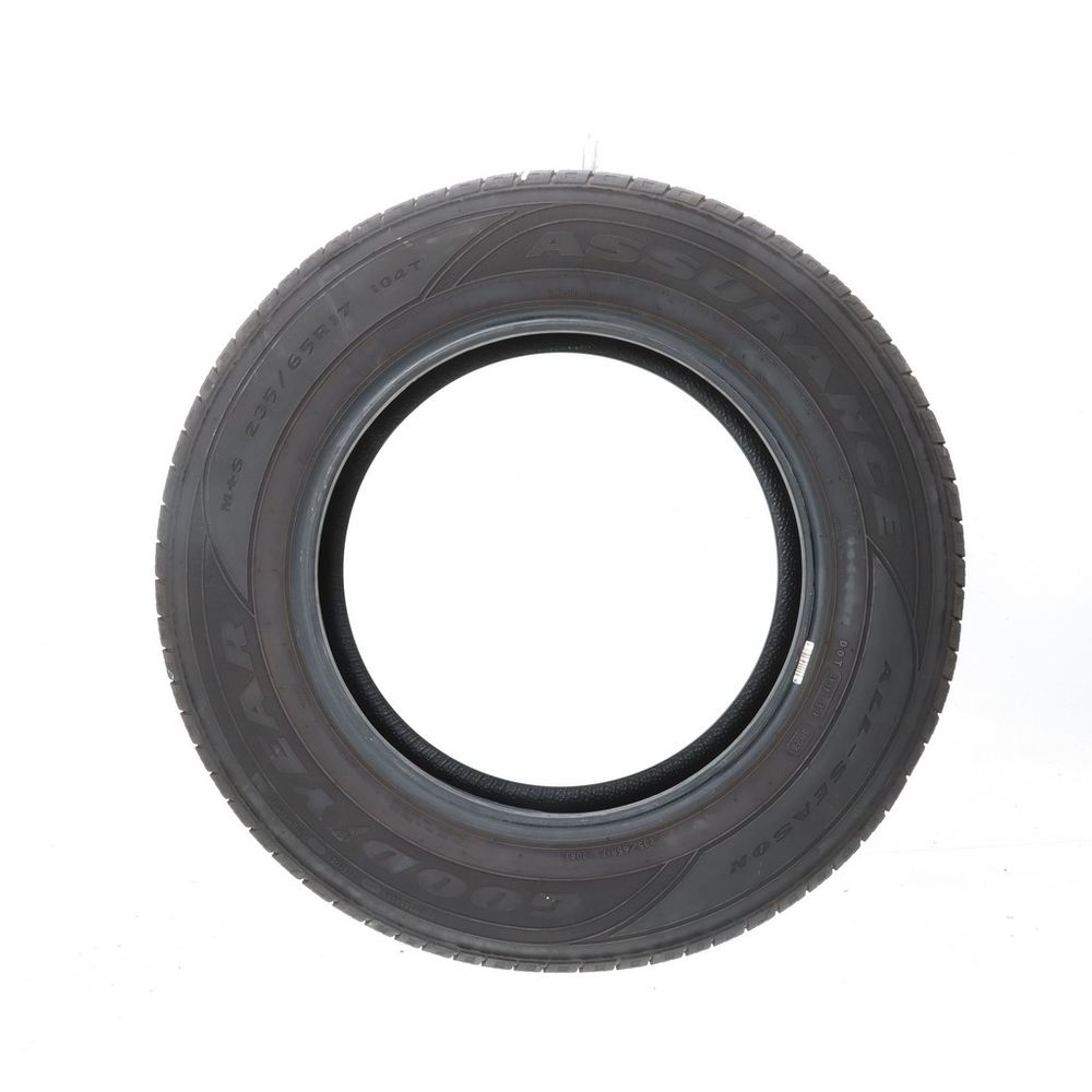 Set of (2) Used 235/65R17 Goodyear Assurance All-Season 104T - 5.5-7/32 - Image 6