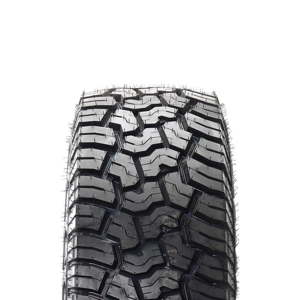 New LT 265/75R16 Yokohama Geolandar X-AT 123/120Q E | Utires
