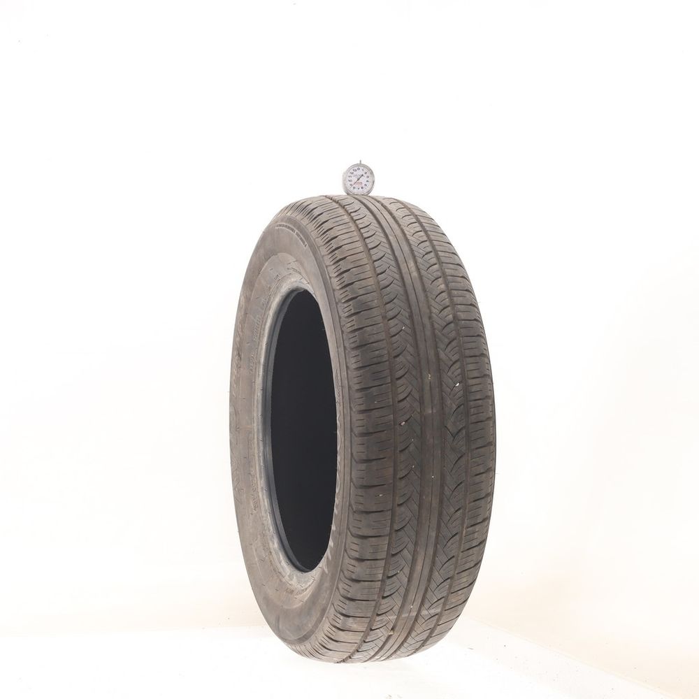 Used 225/65R17 Yokohama Avid Touring S 102T - 8.5/32 - Image 1