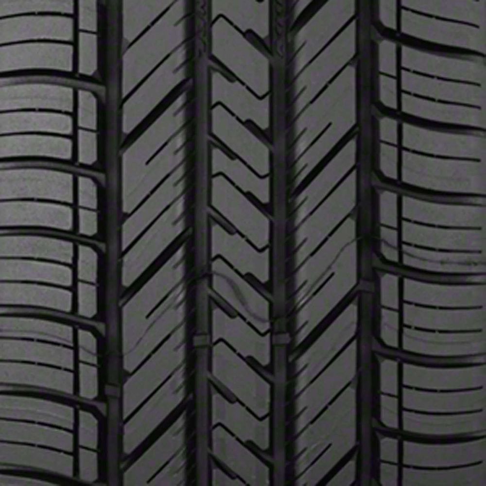 New P 225/55R17 Goodyear Assurance Fuel Max 95H - Image 3
