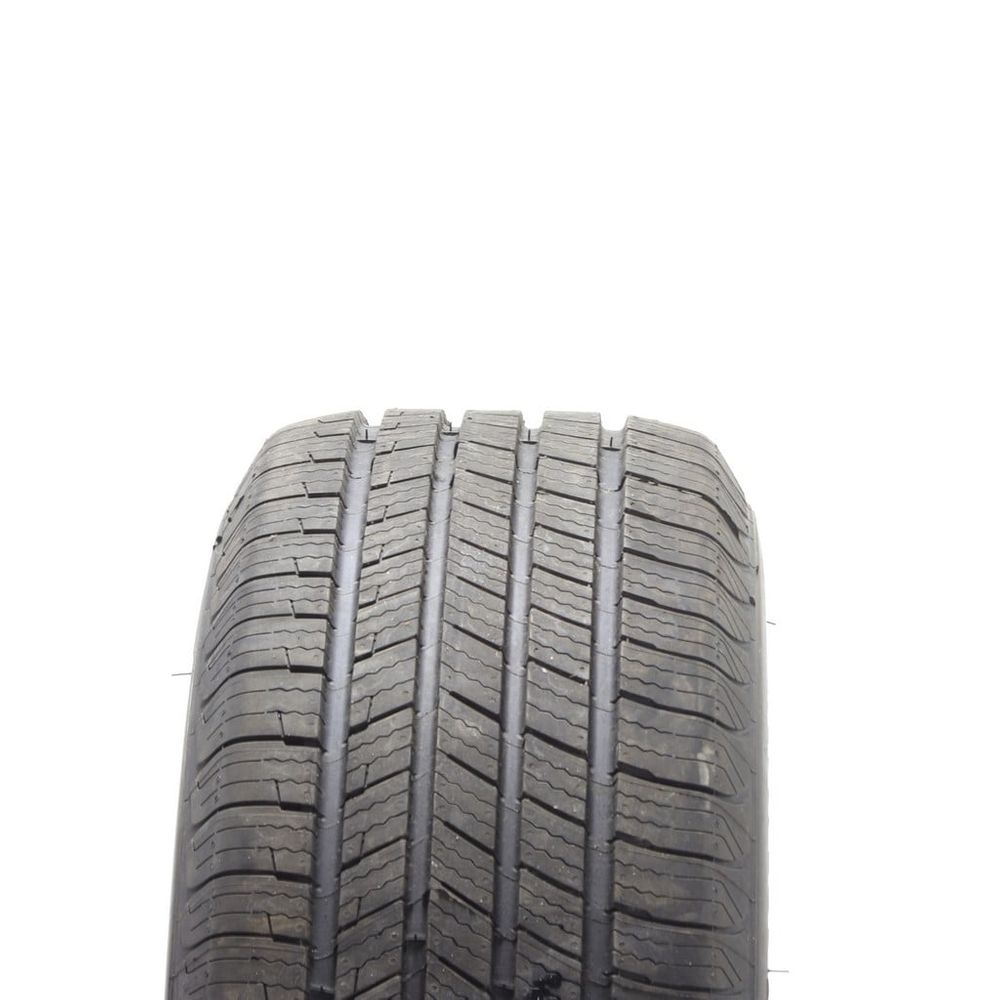 New 235/60R17 Michelin Defender T+H 102H - 8.5/32 | Utires