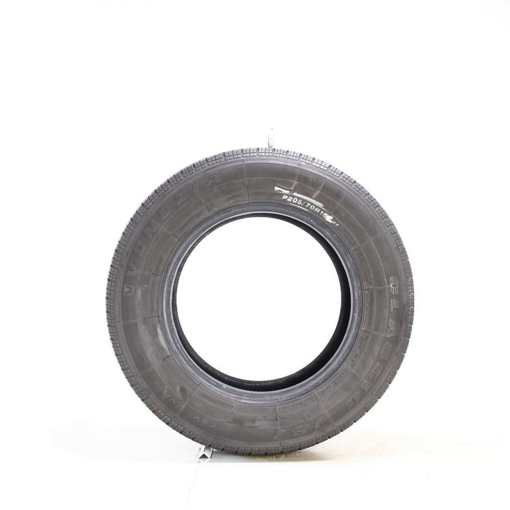 Set of (2) Used 205/70R15 Venezia 787 95S - 7-7.5/32 | Utires