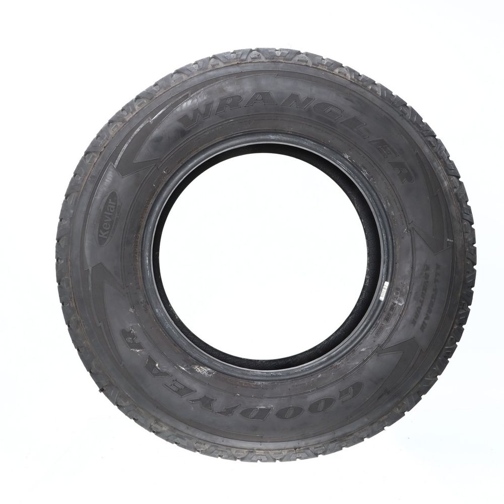 Used LT 275/70R18 Goodyear Wrangler All-Terrain Adventure Kevlar 125/122R E - 10/32 - Image 3