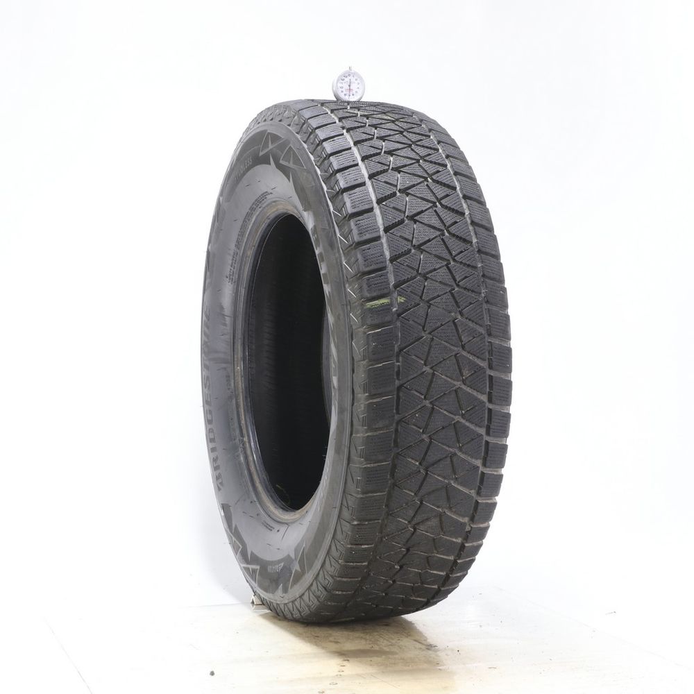Set of (2) Used 255/70R18 Bridgestone Blizzak DM-V2 112S - 6.5-7/32 - Image 4