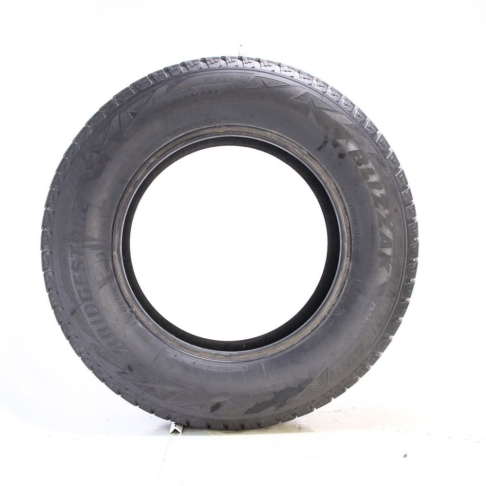 Set of (2) Used 255/70R18 Bridgestone Blizzak DM-V2 112S - 6.5-7/32 - Image 6
