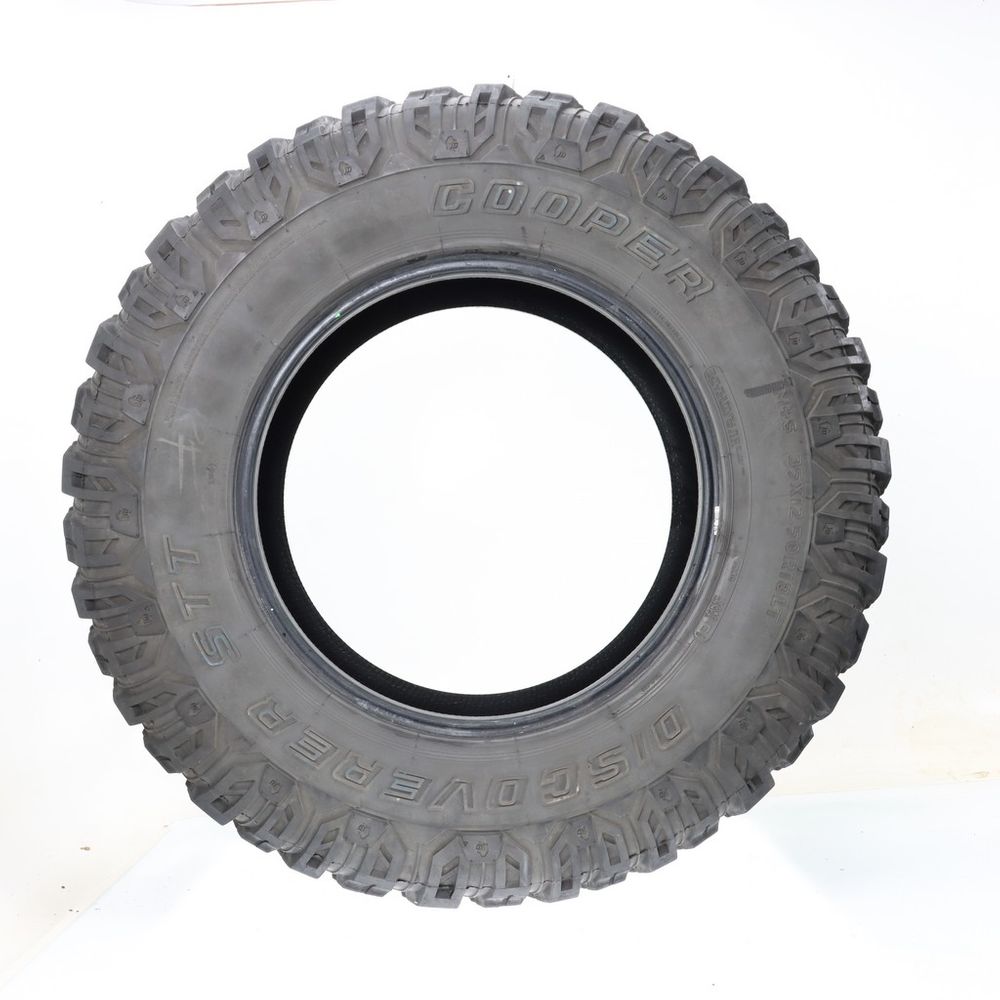 Used LT 35X12.5R18 Cooper Discoverer STT 123Q E - 7.5/32 - Image 3