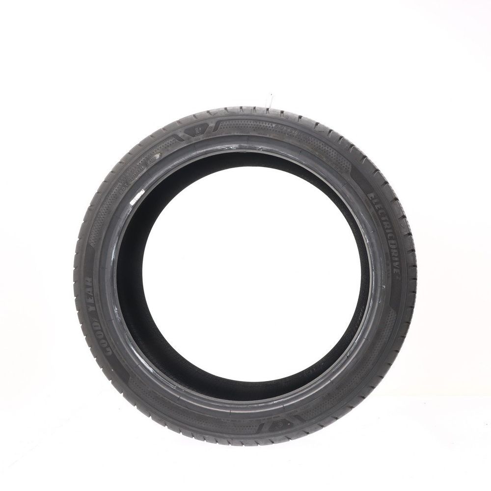 Set of (2) Used 255/40R20 Goodyear ElectricDrive 2 SoundComfort 101W - 9-10/32 - Image 6