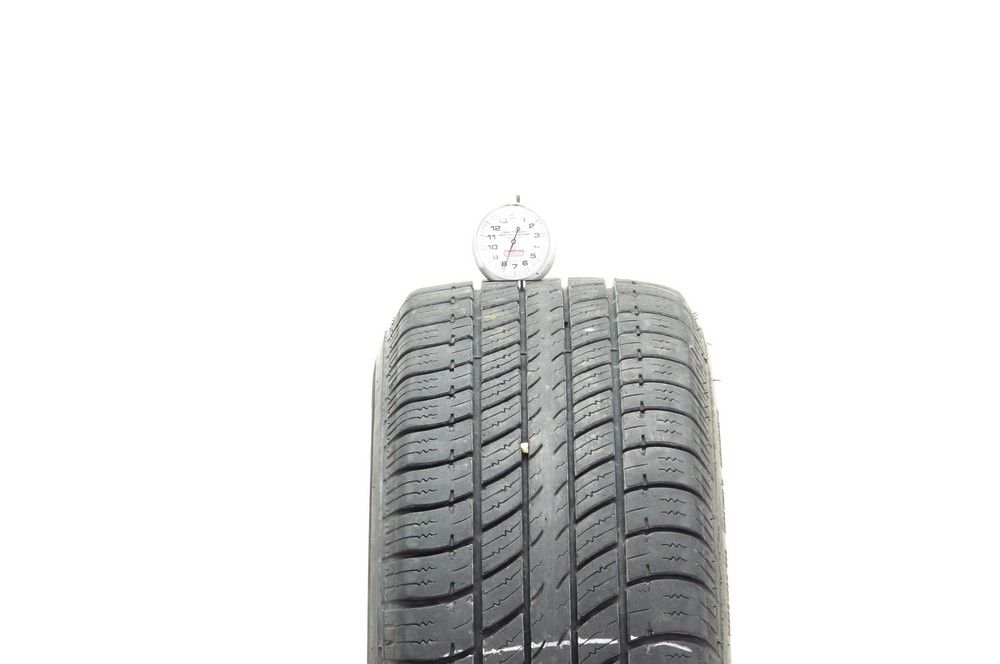 Set of (2) Used 205/65R15 Uniroyal Tiger Paw Touring 94T - 7.5-8/32 - Image 2