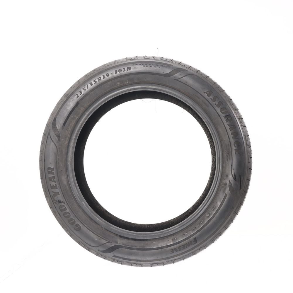 Set of (4) Used 235/55R19 Goodyear Assurance Finesse 101H - 6.5-7.5/32 - Image 3