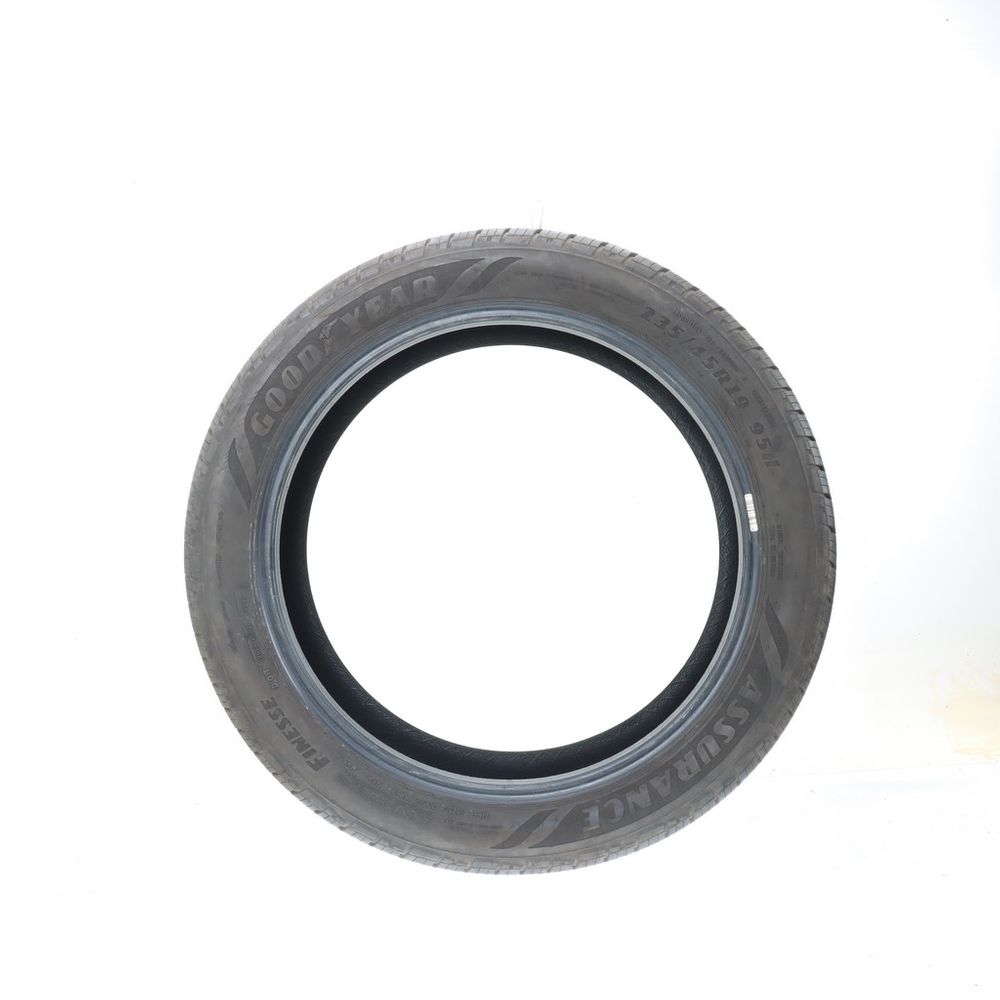 Set of (2) Used 235/45R19 Goodyear Assurance Finesse 95H - 7.5-8/32 - Image 3