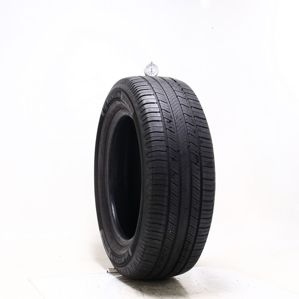 Used 235/60R17 Michelin Defender 2 102H - 7/32 - Image 1