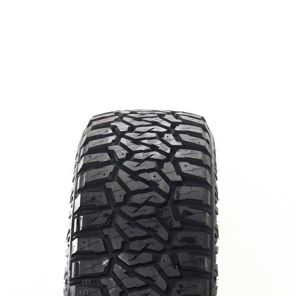New LT 275/65R18 Summit Trail Climber RT 123/120Q E - Image 2