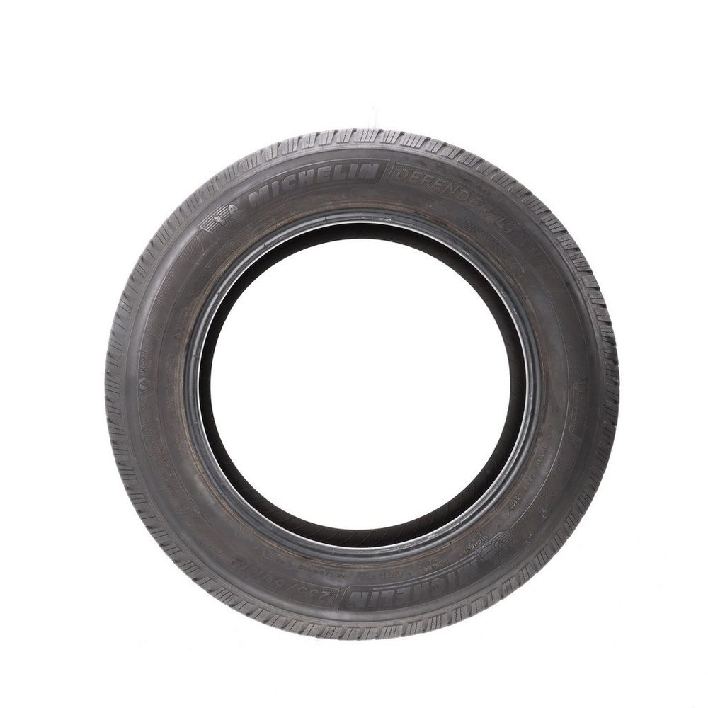 Used 235/60R18 Michelin Defender LTX M/S 107H - 8.5/32 - Image 3
